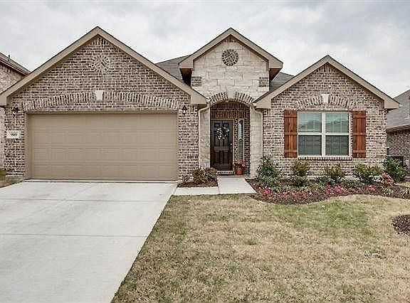 2nd image of 909 Hawk Valley Dr