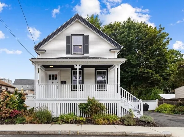 8 Cliff St, Malden, MA 02148