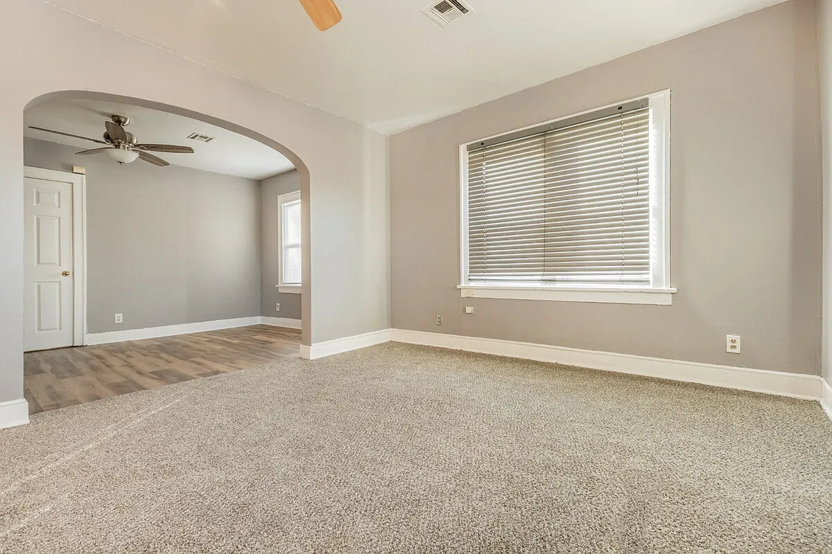 2 bed, 1.0 bath, 1110 sqft, $1,195 — Photo 4