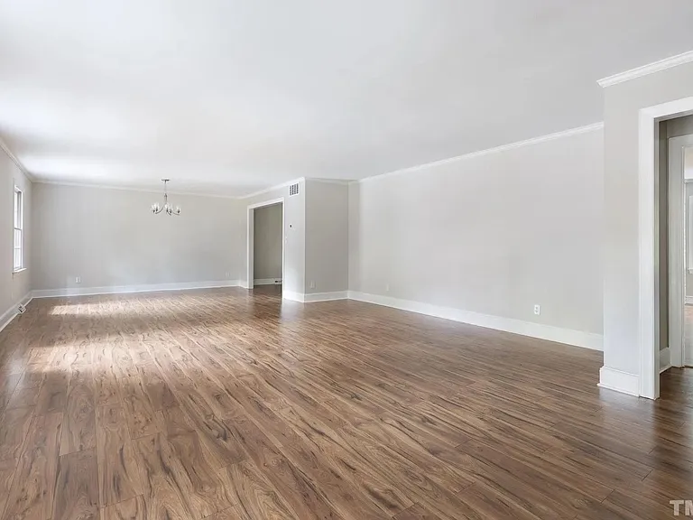 4600 Joyner Pl — Photo 2