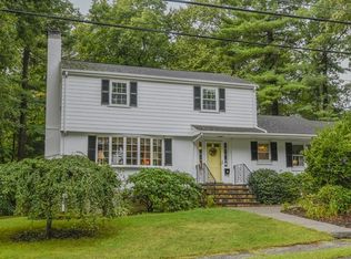11 Bonney Ln, Dedham, MA 02026