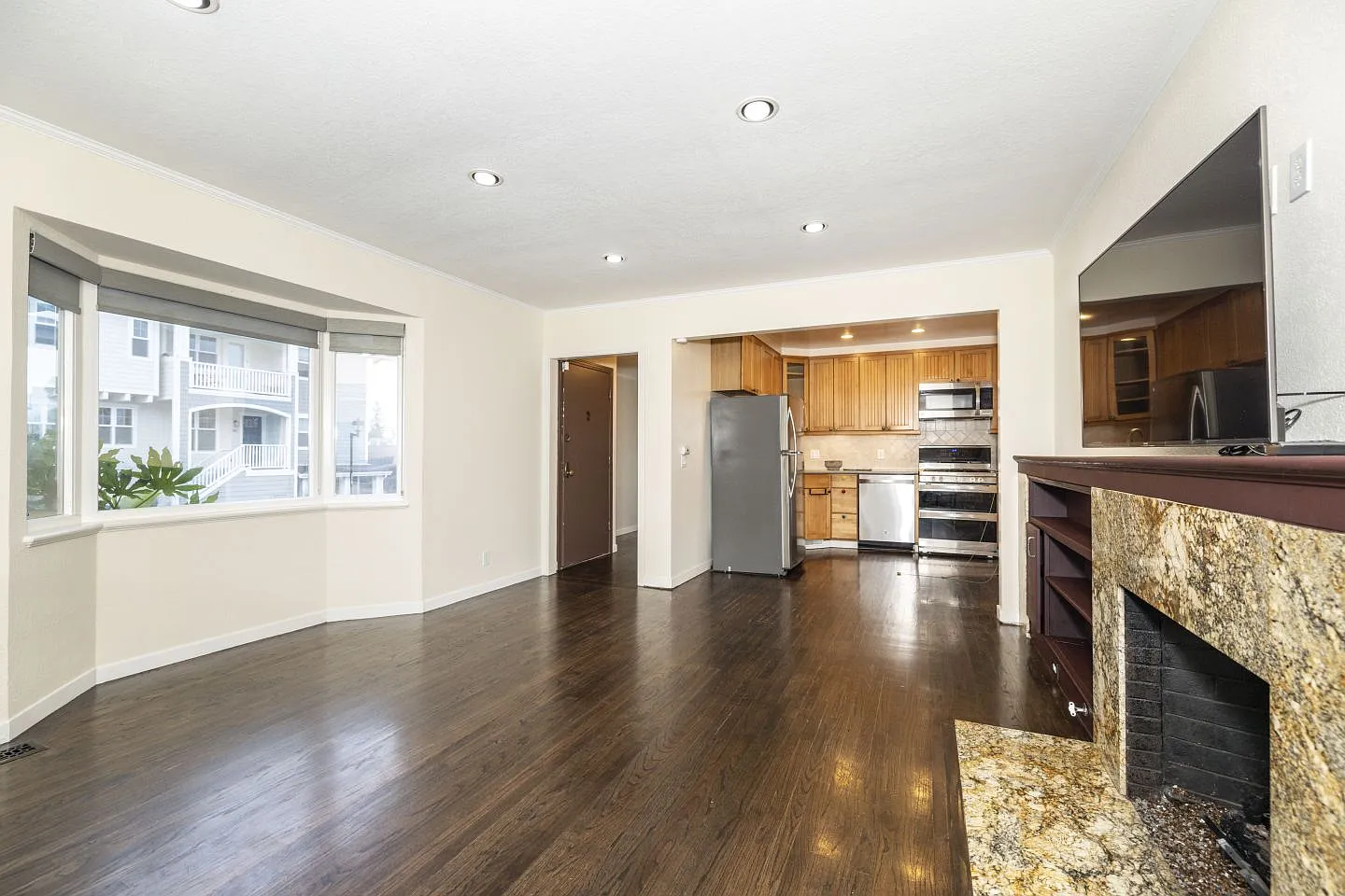 875 Broadway photo 1
