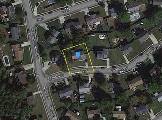 9 Canterbury St, Egg Harbor Township, NJ 08234