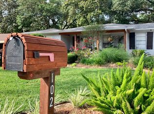 102 Indian Mound Rd, Lafayette, LA 70501