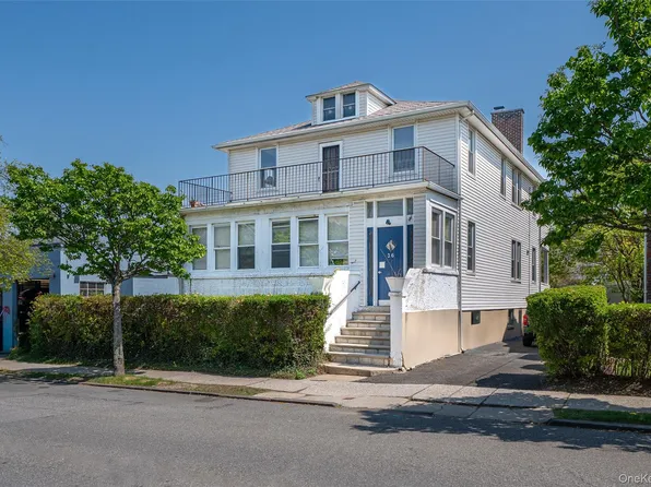 36 Dunwoodie Street, Yonkers, NY 10704