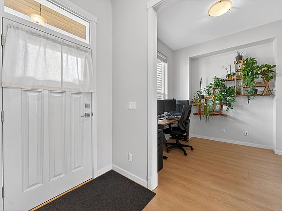 5th image of 11235 244th St