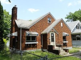 95 Geranium Ave W, Saint Paul, MN 55117