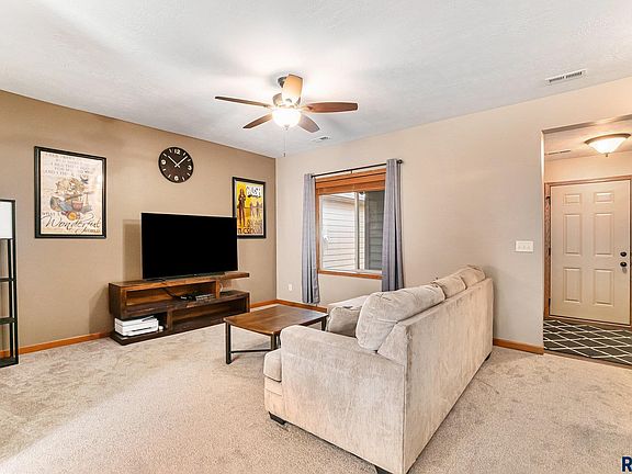 4th image of 6818 S Witzke Ave