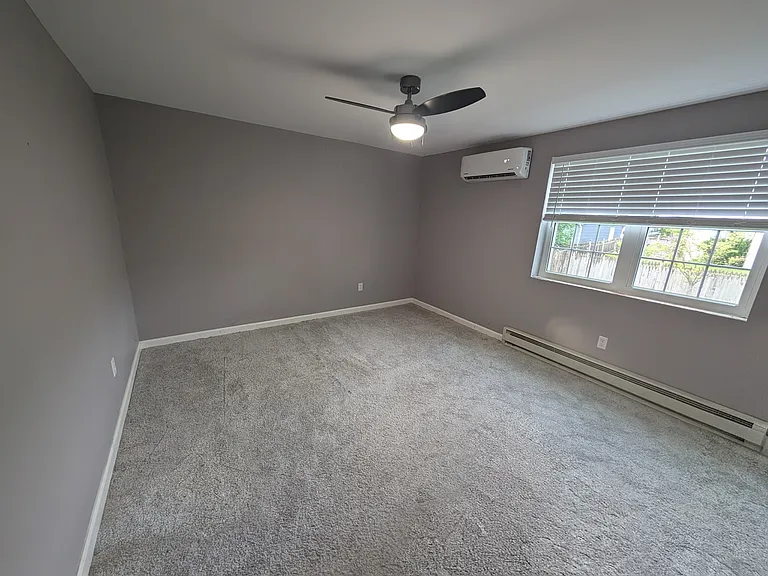 4571 Roundtree Rd — Photo 8