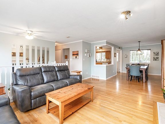 5th image of 23389 Whippoorwill Ave