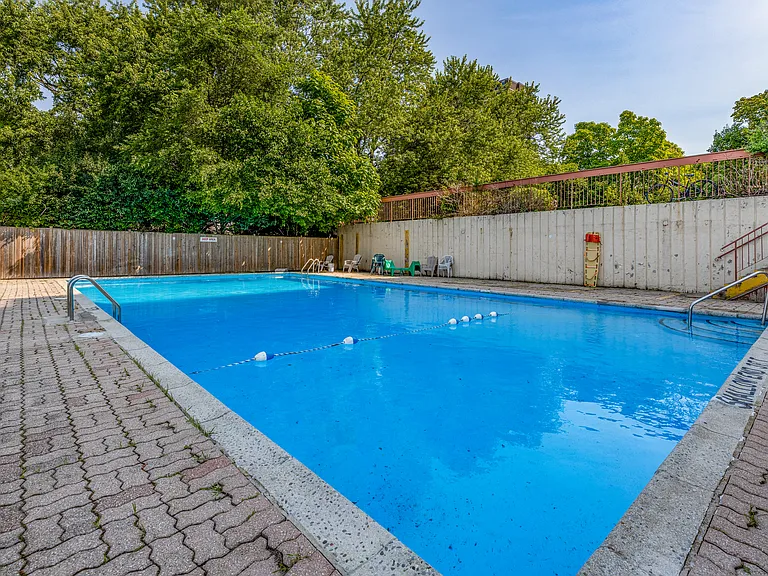 1650 Sheppard Ave E — Photo 27