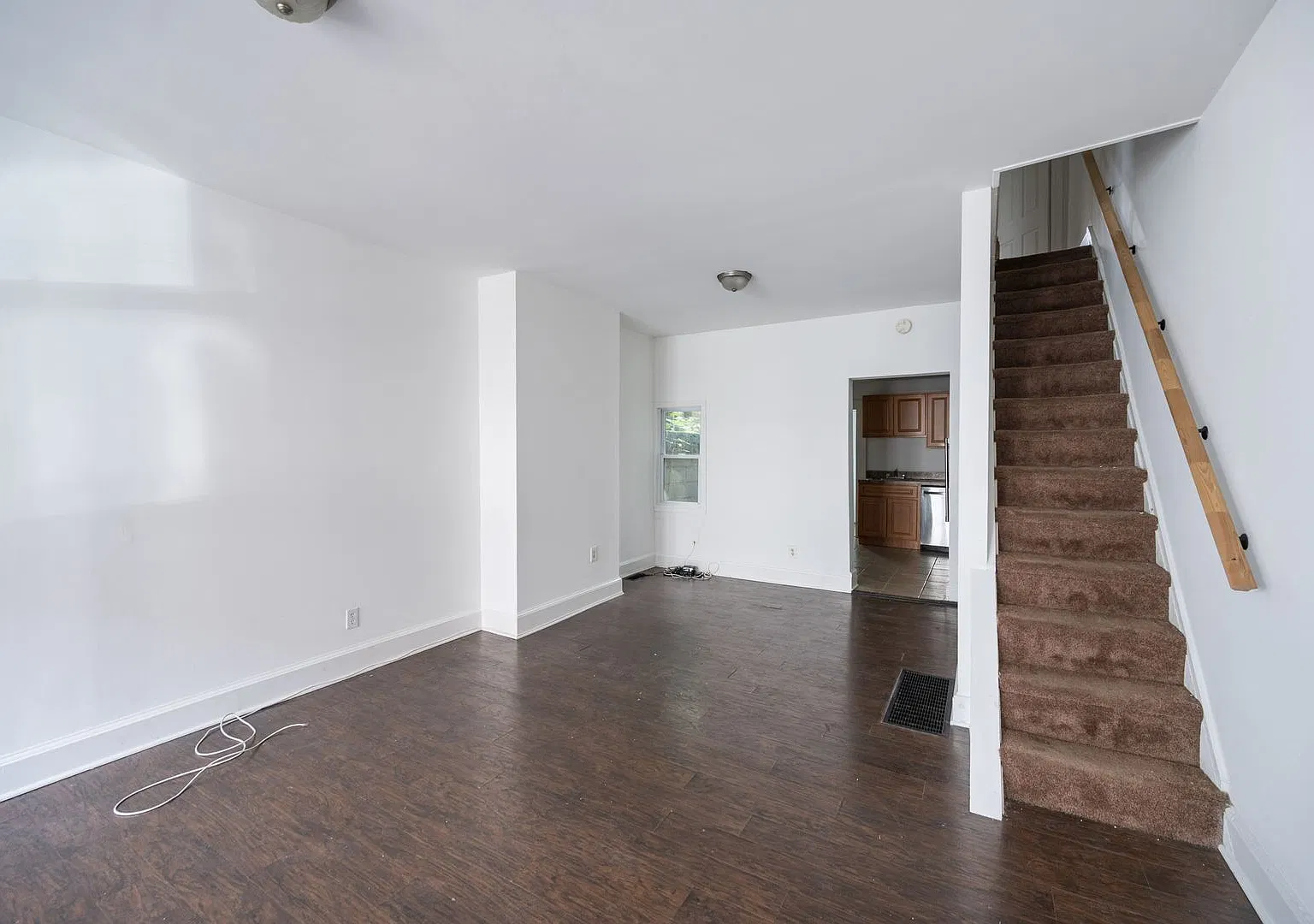 Point Breeze Three Bedroom Home — Photo 2