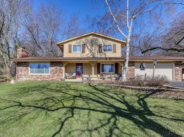 N51W27550 Lettie LANE, Pewaukee, WI 53072