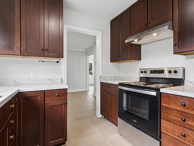 19 Magnolia Pl — Photo 13