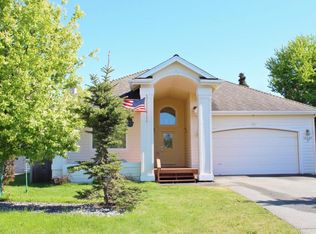 10225 Halfhitch Cir, Anchorage, AK 99515