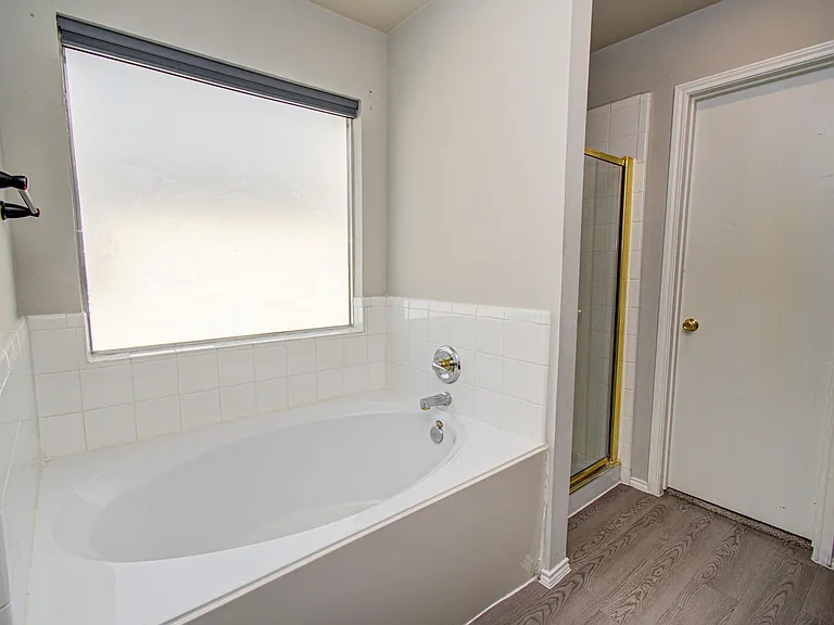 16126 Coleburn Dr — Photo 30