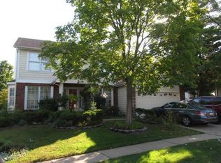 216 Ballyshannon Ct, Ballwin, MO
