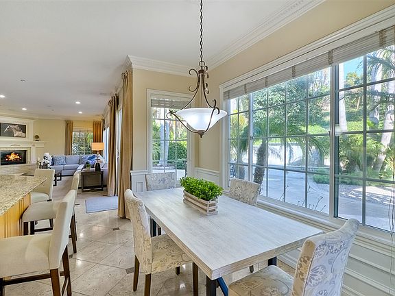 5th image of 753 Cypress Hills Dr