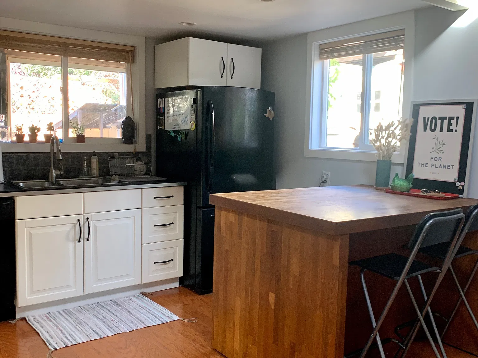 Studio, 450 sqft, $2,950 — Photo 3