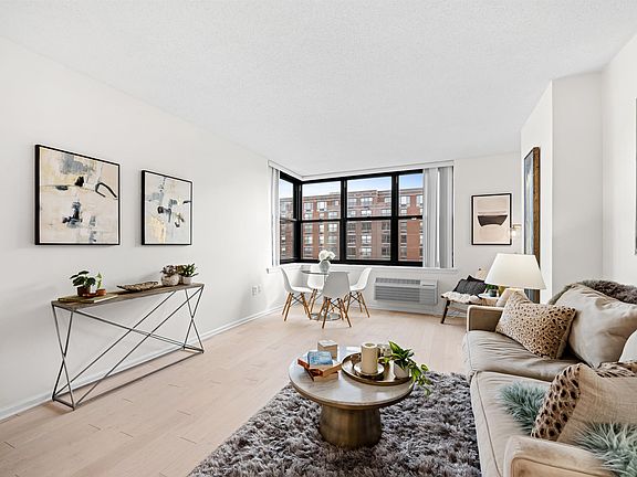 2nd image of 2 Constitution Ct APT 1008