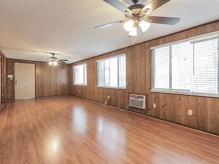 123 Hidalgo Ave — Photo 9