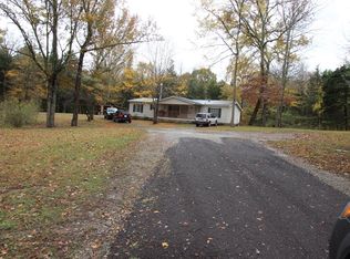 1045 Johnson Ln, Castalian Springs, TN 37031