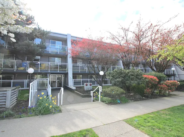 550 Royal Ave #109, New Westminster, BC V3L 5H9