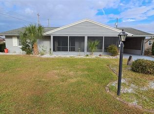 737 Torrey Pines Ave, Sun City Center, FL 33573