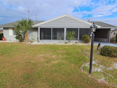 737 Torrey Pines Ave, Sun City Center, FL, 33573