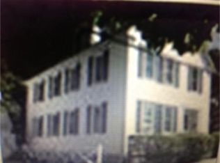 5 Lincoln St APT 1, Plymouth, MA 02360