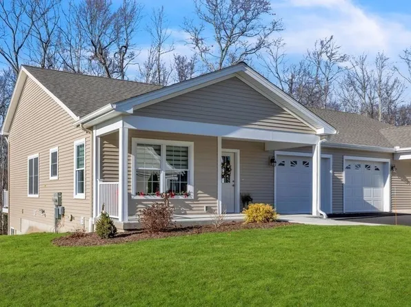 5 Sunrise Gln #5, Wilbraham, MA 01095