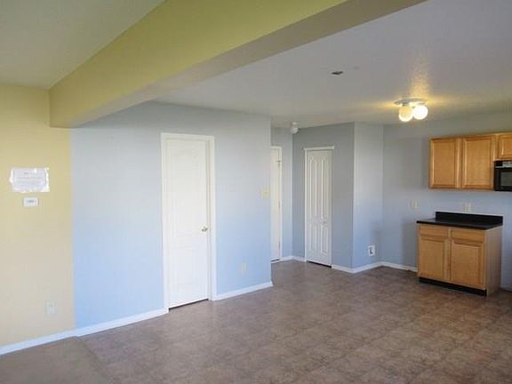 4th image of 11414 Arches Dr