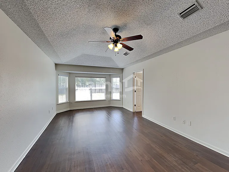 766 E Martin Lakes Dr — Photo 11