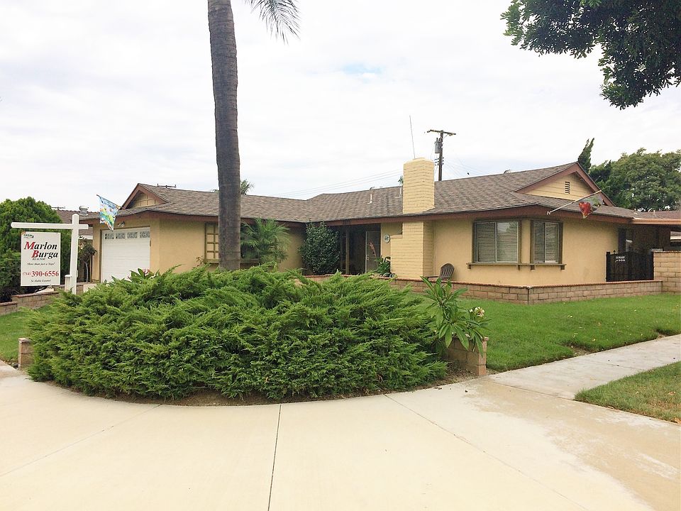 1st image of 2833 E Burntwood Ave