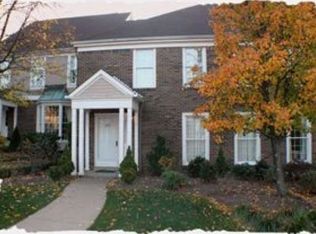 304 Queensberry Cir, Pittsburgh, PA 15234