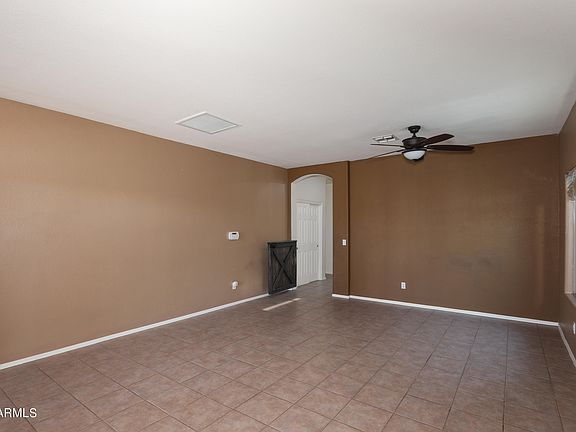 5th image of 22333 N Gibson Dr
