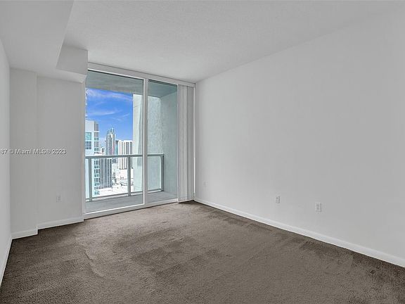 4th image of 1900 N Bayshore Dr APT 3407