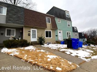 7755 Scotland Dr, Potomac, MD 20854