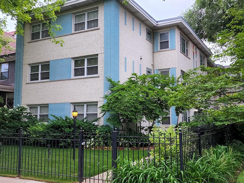 1st image of 1535 W Touhy Ave APT 2S