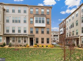 408A Pullman Pl, Manassas Park, VA 20111