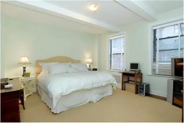Sold by Corcoran | media 18