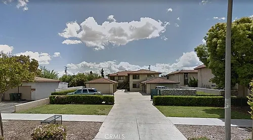 1455 W Stoneridge Ct #1 Photo 1