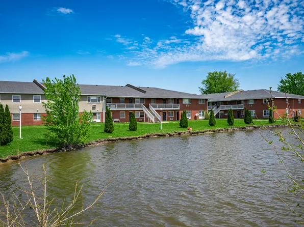 Suburban Apartments and Estates, 1400 Twombly Rd #1B-1Ba-500Sqft, Dekalb, IL 60115