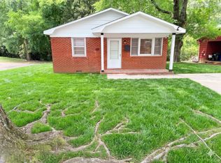 1101 Fontana St, Fayetteville, NC 28301