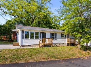 600 Sunnyside Dr, Greer, SC 29651