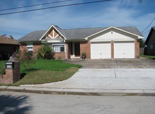 3702 17th St N, Texas City, TX 77590