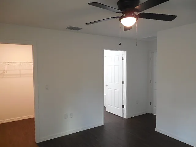 10313 Usher St — Photo 15