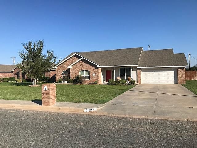 1st image of 818 Columbia Dr