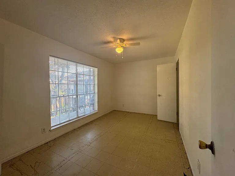 6405 Westward St #22 — Photo 4