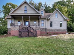 1299 McCoy Cir, Jonesborough, TN 37659